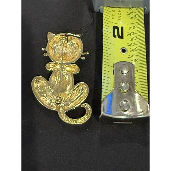 Sparkling Pave Rhinestone Cat Brooch Pin Gold Tone Bow Tie Kitty Cat - Picture 4 of 6